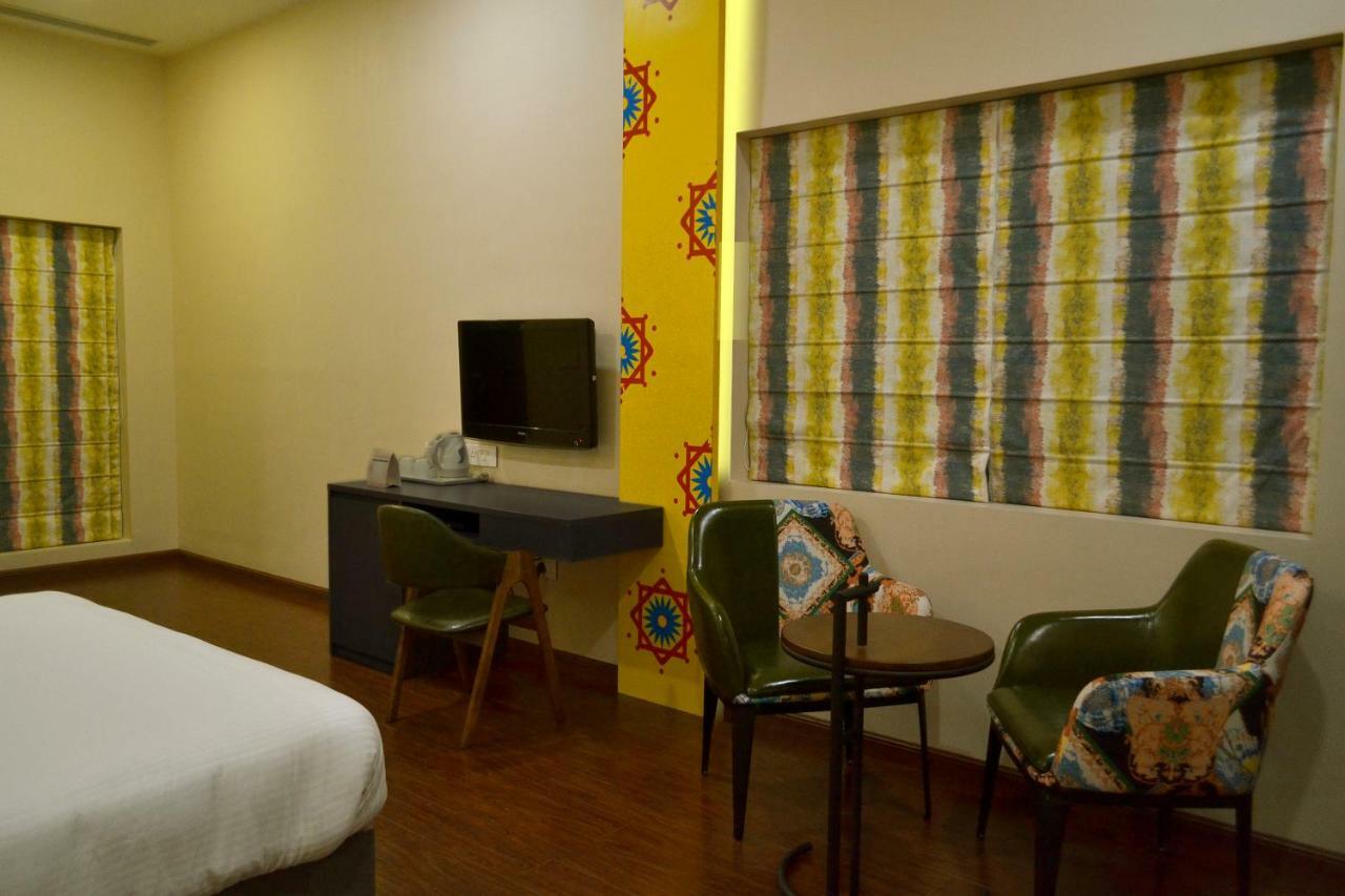Hotel Asansol International Екстериор снимка