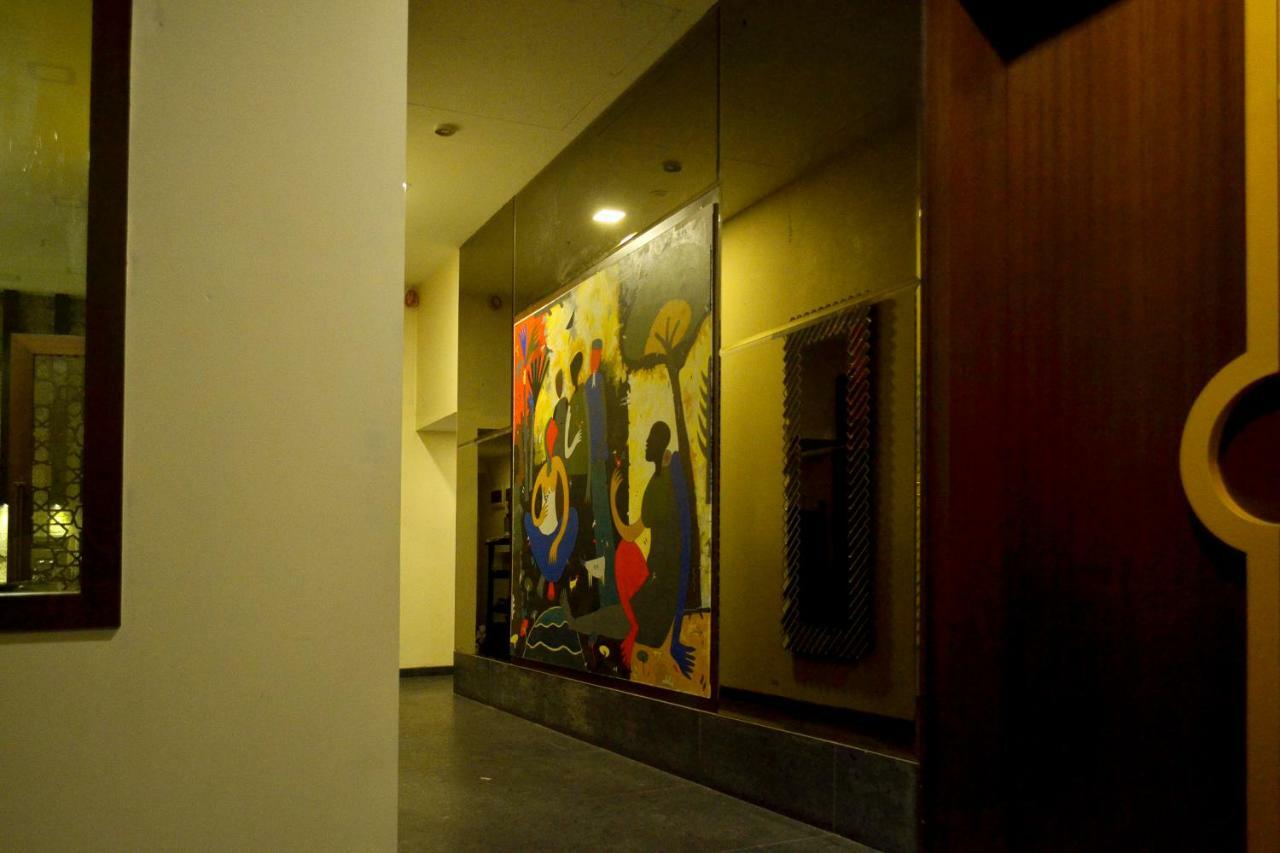 Hotel Asansol International Екстериор снимка
