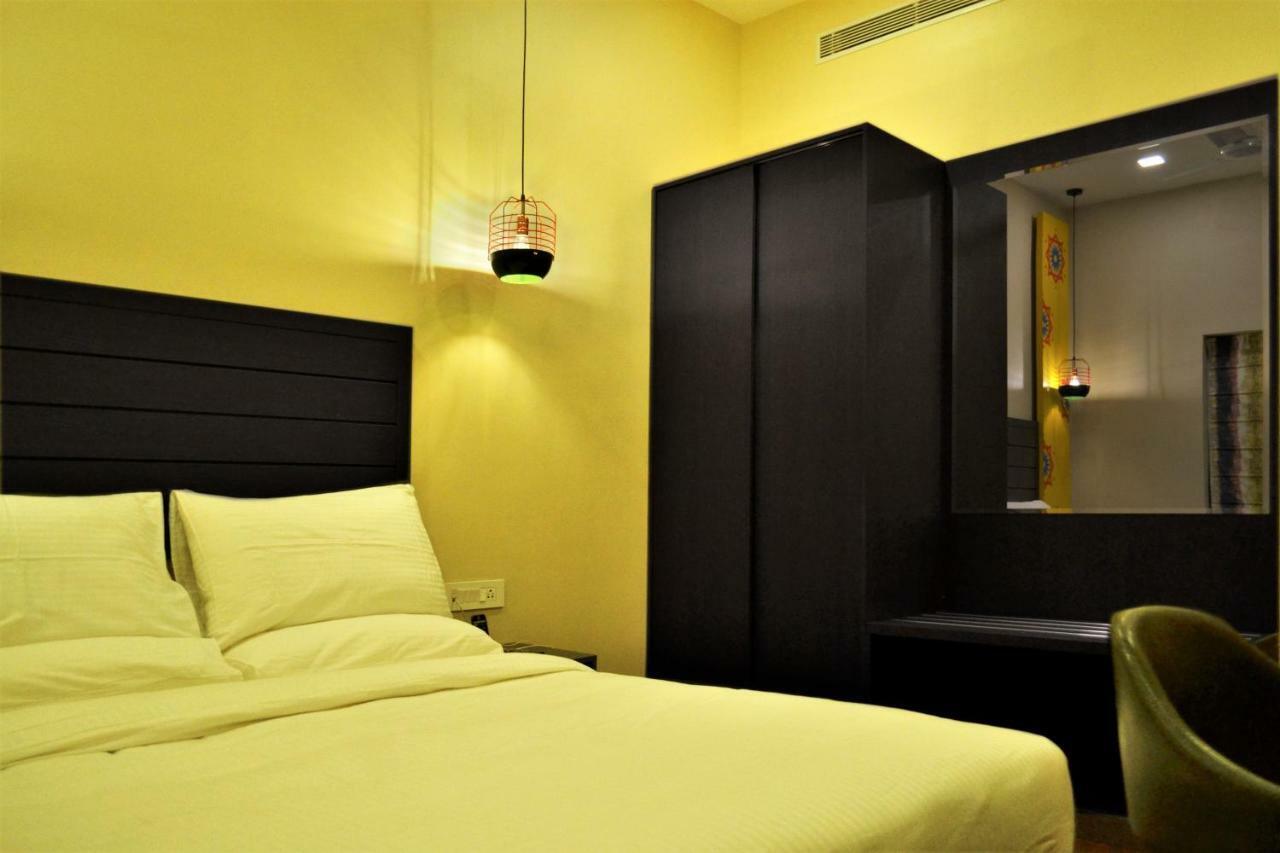 Hotel Asansol International Екстериор снимка