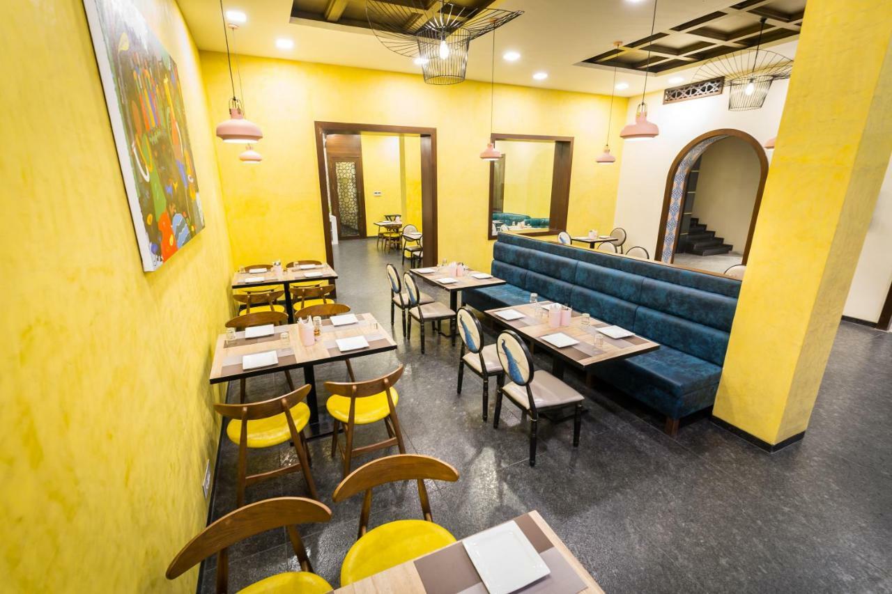 Hotel Asansol International Екстериор снимка