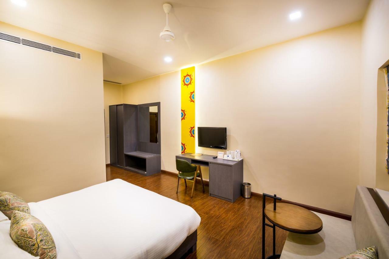 Hotel Asansol International Екстериор снимка
